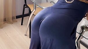 anal sex with matured milf in big ass close-up. Homemade
