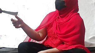 Pakistani Thurki Boss Fucked Hijabi Secretary